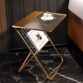 Итальянские журнальные столики Диван-столик в скандинавском стиле для гостиной, Роскошная прикроватная тумбочка, простой современный прямоугольный Стеклянный угловой столик для спальни