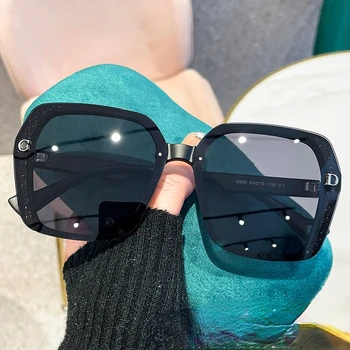 2023 Новые Квадратные Солнцезащитные очки Женские Роскошные Брендовые Дизайнерские Солнцезащитные очки с буквами, Винтажные Поляризованные Очки Мужские UV400 Oculos De Sol